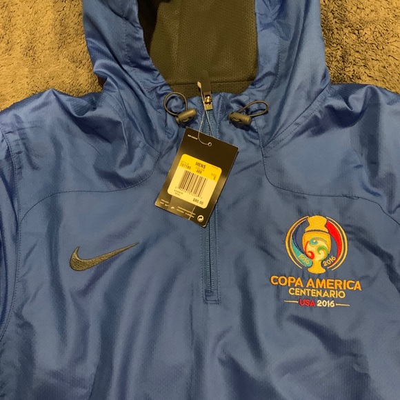 nike america windbreaker